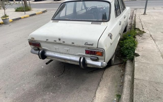 Ford ESCORT